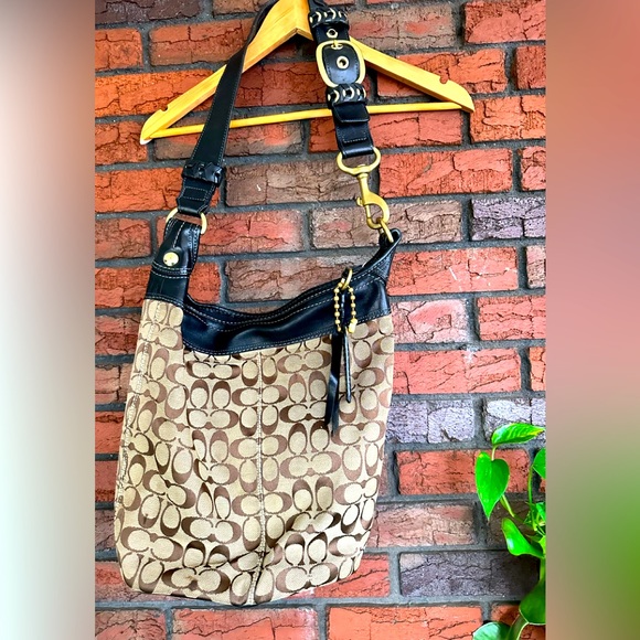 Coach hobo bag - Picture 1 of 8